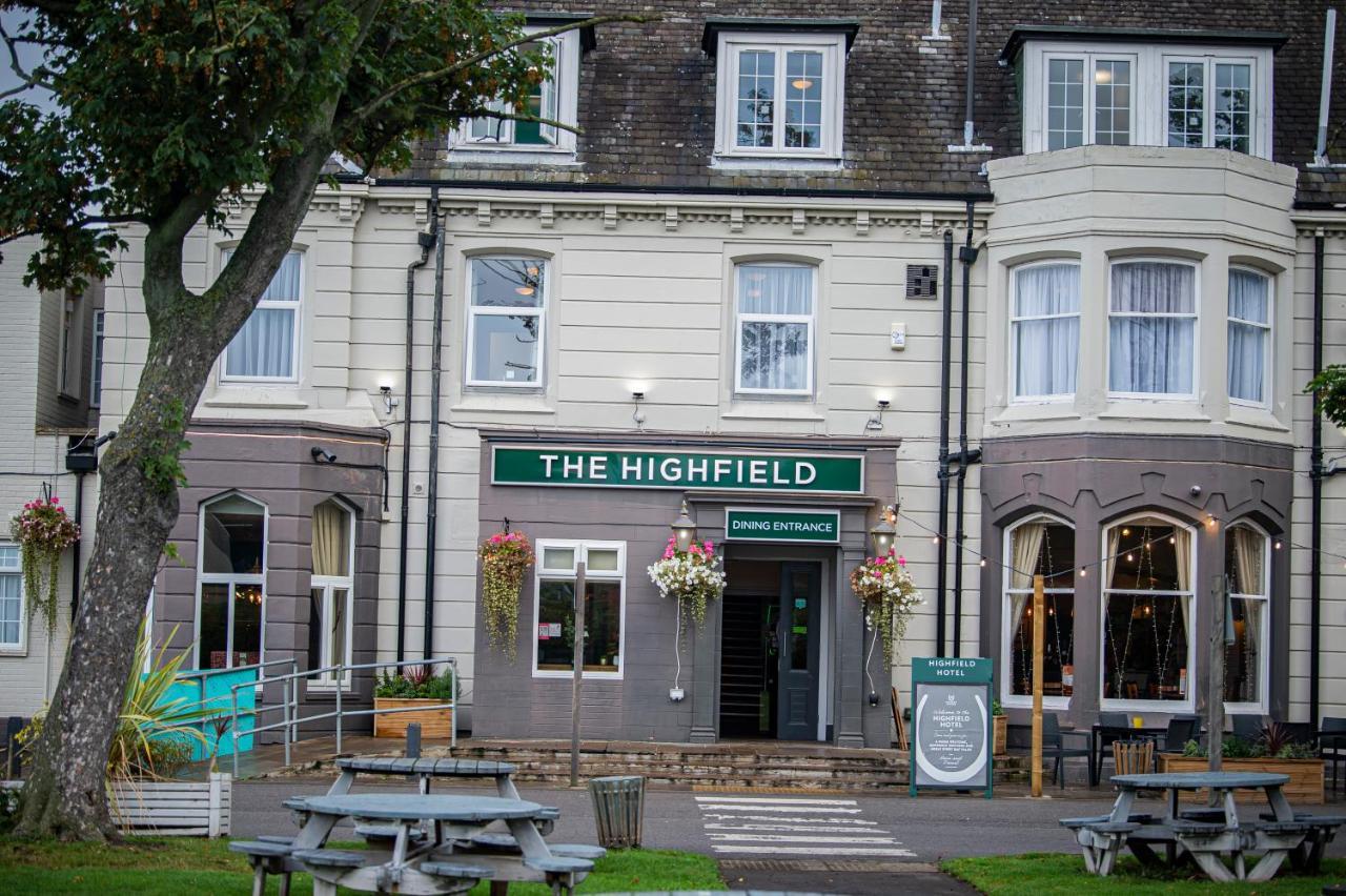 Highfield Hotel มิดเดิลส์บะระ ภายนอก รูปภาพ