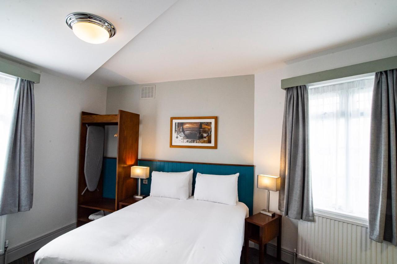 Highfield Hotel มิดเดิลส์บะระ ภายนอก รูปภาพ