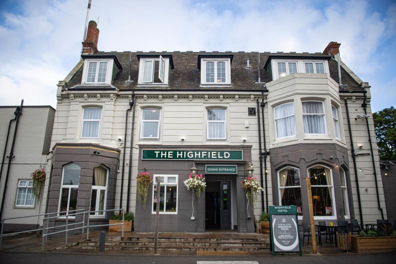 Highfield Hotel มิดเดิลส์บะระ ภายนอก รูปภาพ
